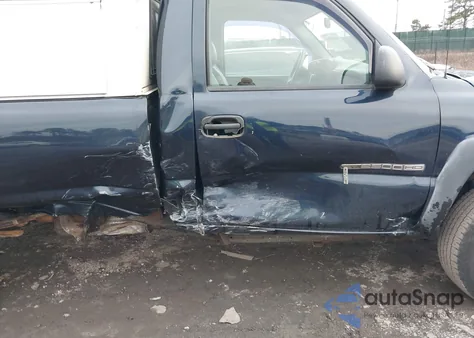 2005 GMC Sierra 2500Hd Work Truck z USA, uszkodzony, nr VIN 1GTHK24U75E226598